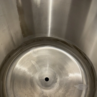 1100 L S/S Zero Pressure Jktd Enc Tank