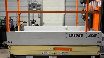 USED 2017 JLG 1930ES