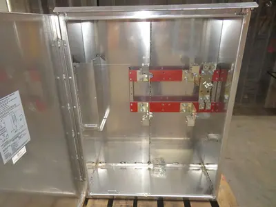 Used MILBANK AMRM-613UGBX Electrical Boxes Texas US | Aucto #1308412