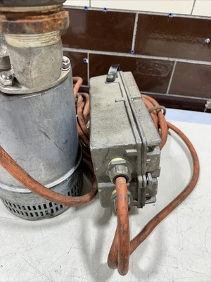 USED FLYGT 2050