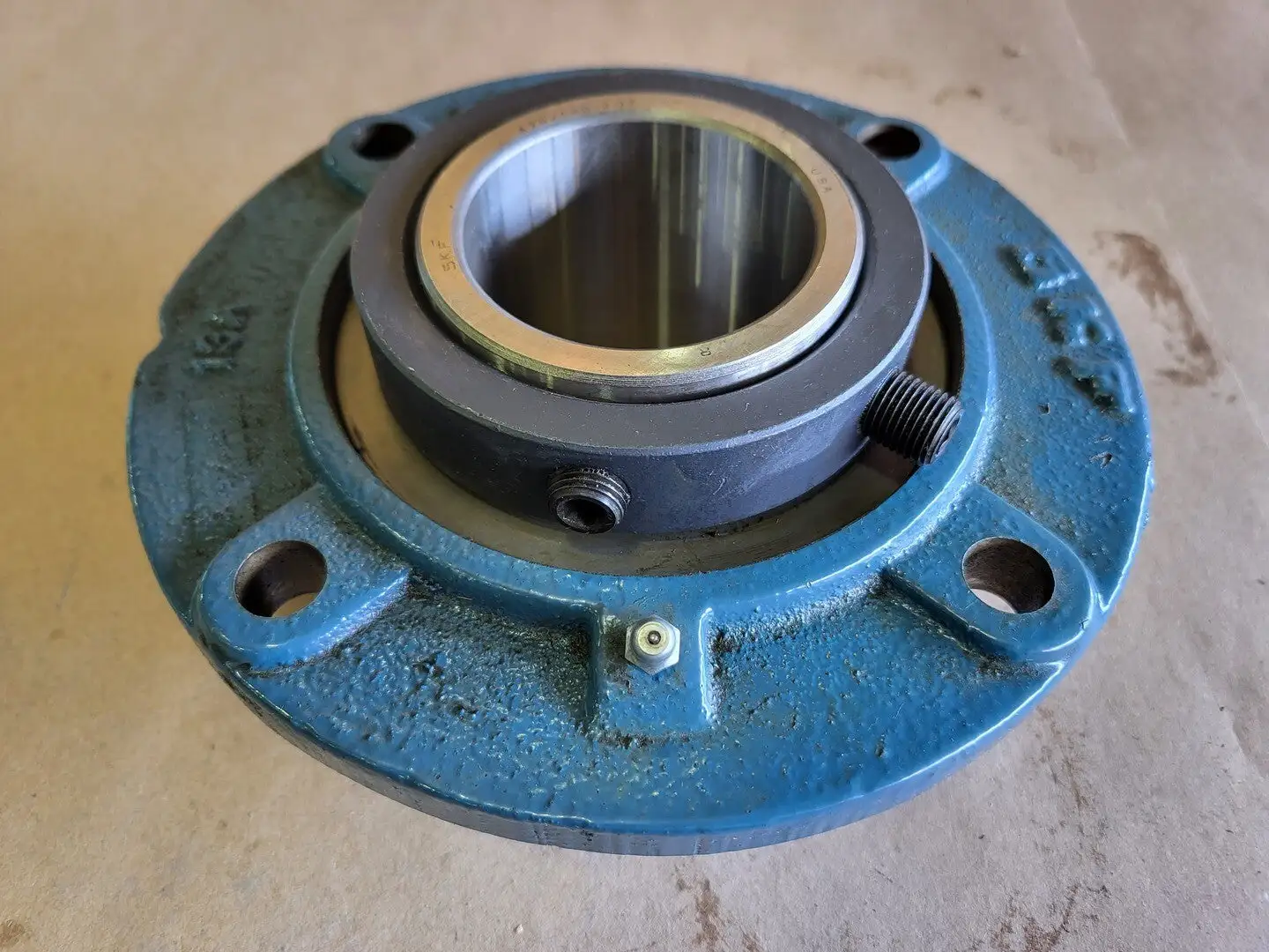 NEW SKF FYRP 2-7/16 H