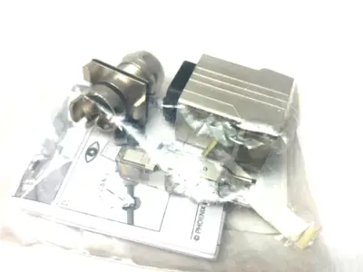 VS-PPC-C1-RJ45-MNNA-PG9-4Q5,1608100 | Phoenix Contact VS-PPC-C1-RJ45-MNNA-PG9-4Q5 4-Position Connector 1608100 - New Other