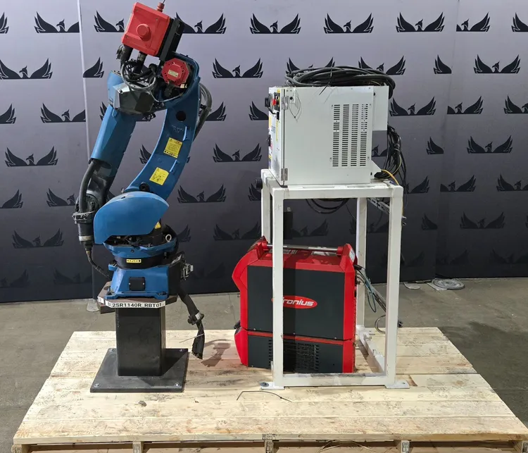 Used 2020 FANUC ArcMate 120iD + R-30iB PLUS + TPS 400i Robots Michigan US | iGAM Industrial Marketplace #1224915
