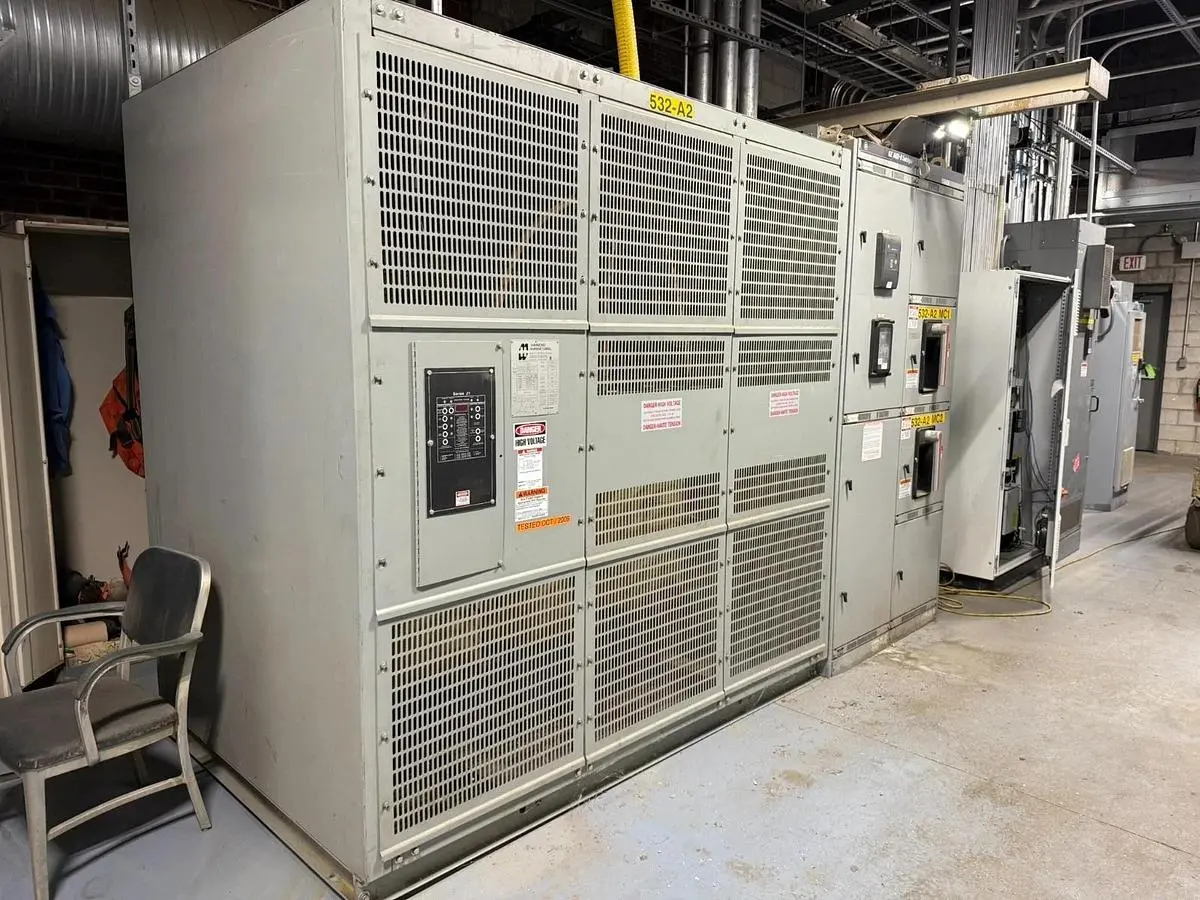 Hammond Power 1500 KVA DRY TYPE TRANSFORMER 4160 HV 575Y/332V LV WITH GE-AKD-8