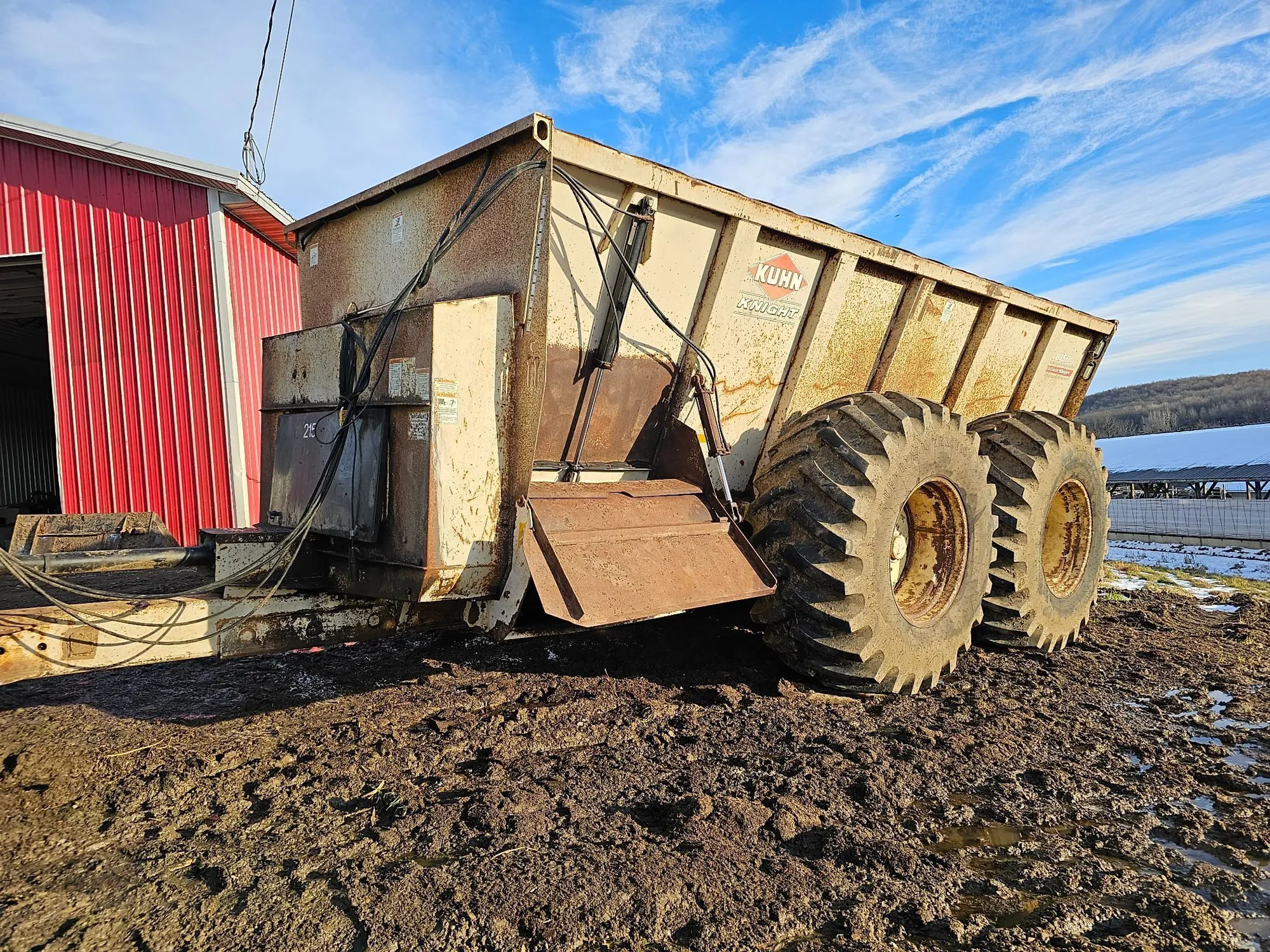 Used KUHN KNIGHT 8150 PRO TWIN SLINGER Manure Spreaders Pennsylvania US | Iron Listing #1363769