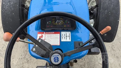 USED 1995 NEW HOLLAND 4630