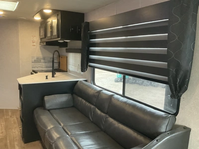Used 2022 CHEROKEE 274AK Campers, Caravans, Motorhomes Michigan US | Miedema Asset Management Group #1330197
