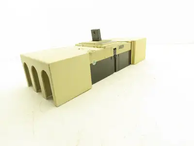 Mitsubishi Electric NF-SKW3 300B Molded Case Circuit Breaker 300A 3Ph 600VAC