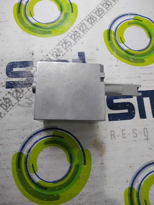 USED UNIVERSAL INSTRUMENTS 40396102-B