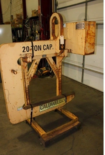 Used CALDWELL 40,000Lb Coil C-Hook Coil Lifters Michigan US | Midwest Machinery, LLC #1299990