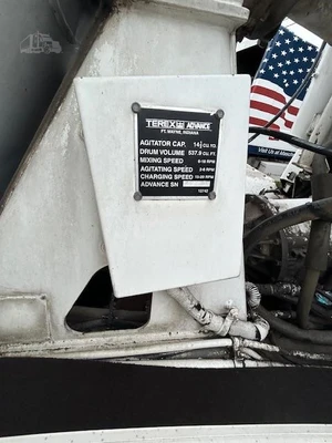 Used 2007 ADVANCE FD3000 Concrete Mixer Trucks Florida US | Big D Heavy Equipment #1556962