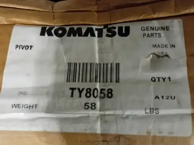 NEW KOMATSU TY8058