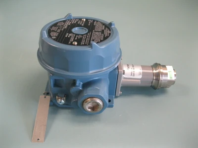 1/2" United Electric Controls J120-173 Pressure Switch 250VAC 4-100PSI NEW D17