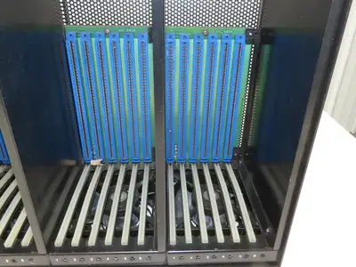 Camco 320C-04 Chassis 320 Programmable Motion Controller Chassis