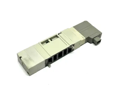 SV2300-5FU | SMC  Plug-In, Double Solenoid Valve - Used
