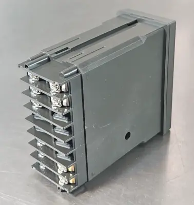 RKC REX-C400 temperature controller (BIN642)