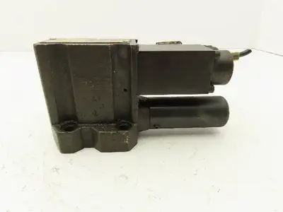 Used HYDROLUX MOOG _UNKNOWN_ Valves/Fittings | Arrow Industrial #622649