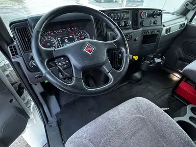 Used 2020 INTERNATIONAL MV Box trucks Florida US | Truck and Van Outlet #1509220