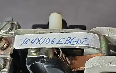 GE 104X106EBG02 CONTACTOR. Loc4D28