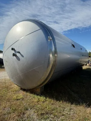 Used MUELLER 16,600 GALLON Stainless Steel Tanks New Jersey US | Perry Equipment #868930