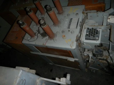 GE AM-4.16-250H-4ML 1200 amp 4160v Air Circuit Breaker