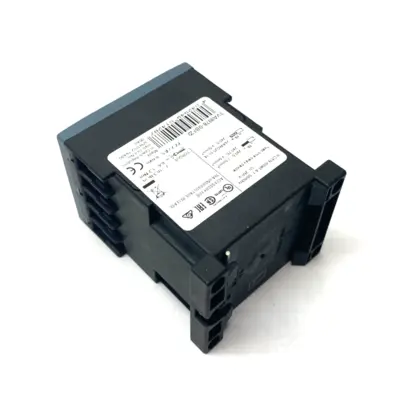 USED SIEMENS TIME-DELAY DEVICE, FIXED DELAY 24VDC