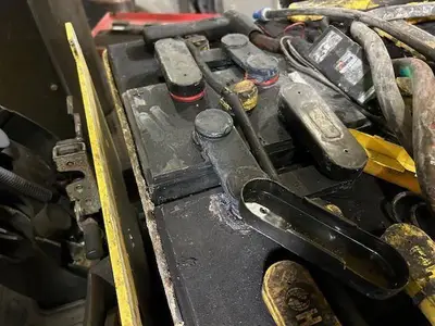 Used HYSTER E65XN-40 4-Wheel Sit down Electric Counterbalance Forklifts Illinois US | Somerset Equipment Sales #1546257