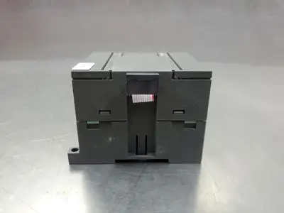 USED Siemens 6ES7 231-0HC22-0XA0 EM231 I/O Module, 21-28VDC