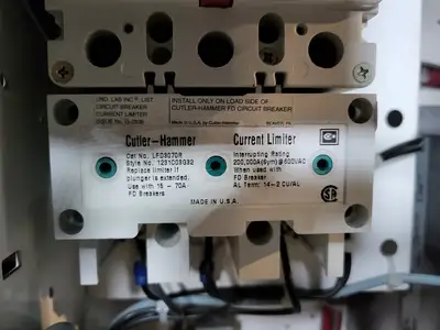 Used EATON SVX004A1-5A4N1 Switchgears British Columbia CA | Lenmark #240331