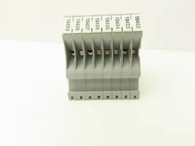 Eaton UT 2.5 Feed-Through Terminal Block Gray 2.5mm² IEC 60947-7-1  Lot of 349