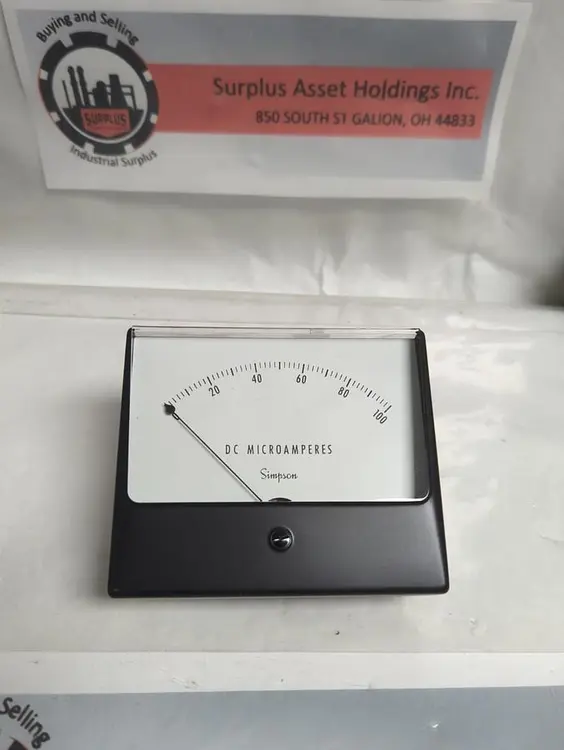Used SIMPSON 04490 Universal Pressure Meters | Surplus Asset Holdings #1217716