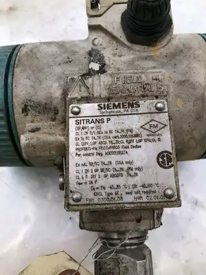 Siemens SITRANS P 7MF4034-1BA10-1NC6-Z Pressure Transmitter 145PSI