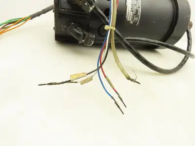 Kollmorgen TT-4205-4020-C DC Servo Motor 2600RPM 24VDC 42FT-LBS Tach 19V