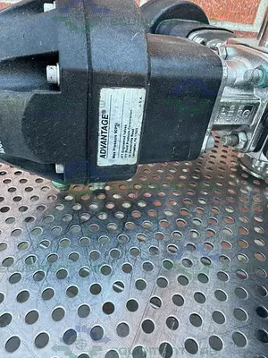USED 5 ITT PURE FLO ADVANTAGE STAINLESS STEEL DIAPHRAGM VALVE W/ 1" SANITARY FITTING