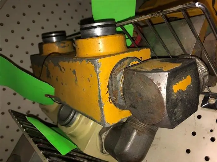 Used AFTERMARKET HYDRAULIC BLOCK - UNKHB1 Parts (Hydraulics and Pneumatics) Pennsylvania US | East West Machinery & Drilling #1416291