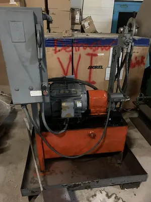 USED BLACK CLAWSON ROLL SPLITTER