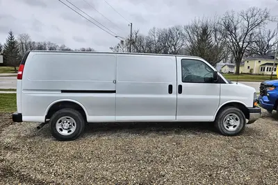 Used 2019 CHEVROLET 2500 EXPRESS CARGO VAN Vans Wisconsin US | Proxy Equipment #1385035