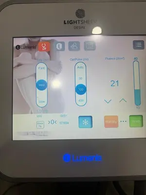 Used 2018 LUMENIS DESIRE WITH HS AND XC HANDPIECES  LOW SHOTS Lasers / Laser Systems Minnesota US | Midwest Medical #1467820