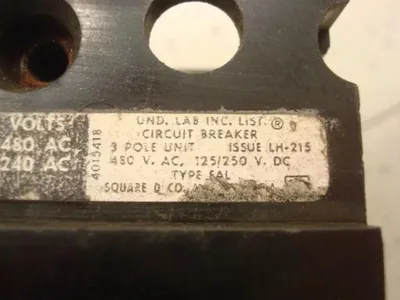 Square D FAL34030 Circuit Breaker 30 Amps 480VAC Black Face Used