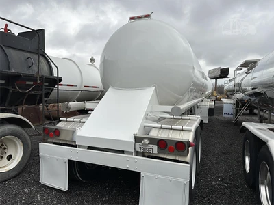 Used 1966 LUBBOCK _UNKNOWN_ Tanker Trailers Indiana US | Lakeshore Equipment Sales #1546594