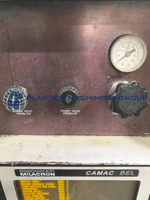 Cincinnati Milacron E90 Blow molder