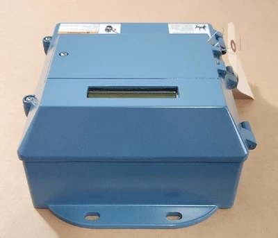 NEW Rosemount 8712ESR1A1N5DA2AXM4