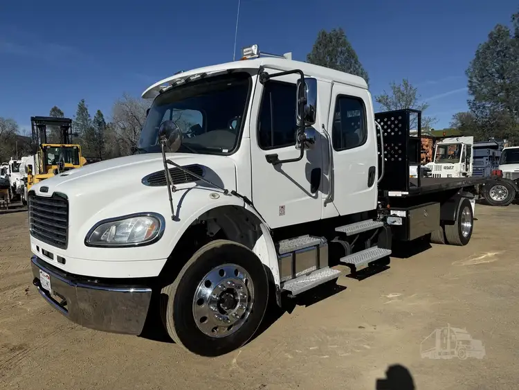 Used 2018 FREIGHTLINER BUSINESS CLASS M2 106 Hooklifts & Roll-Offs California US | Mittry Construction #1363502