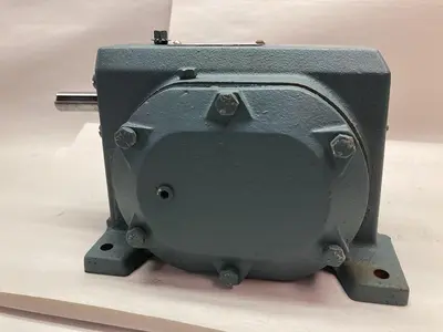 New | in-Stock RELIANCE ELECTRIC 438601-CY Speed Reducers | Surplus Asset Holdings #1205477