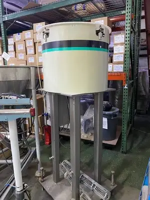 USED 1998 KISS 6 SPINDLE