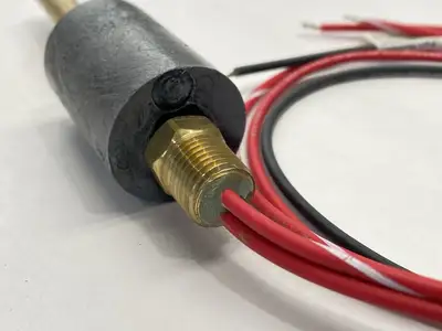 USED ADVANCED CONTROL TECH 4000 SERIES LEVEL AND TEMPERATURE SENSOR
