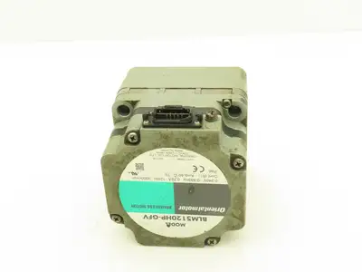 Oriental Motor BLM5120HP-GFV Brushless DC Gear Motor 0-240V 5:1 Gearhead GFV5G5S