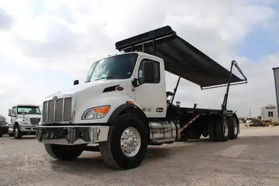 New | in-Stock 2027 PETERBILT 548 Rolloff Trucks Texas US | Roll Off Truck World #1492003