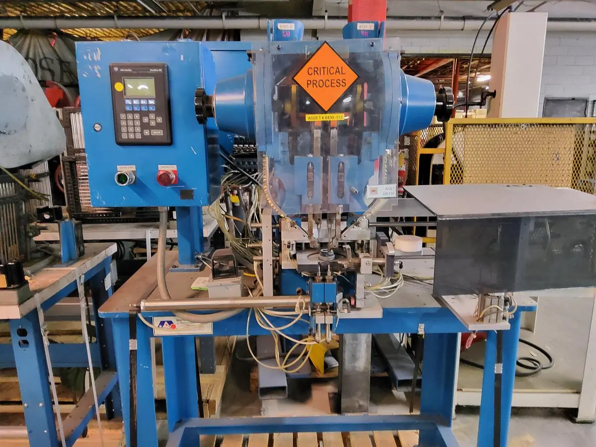 USED CHICAGO DOUBLE AIR MACHINE MODEL Z009A