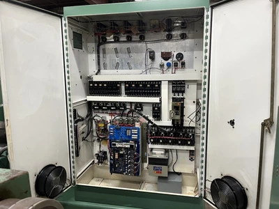 3.5" Welex 24:1 Extruder Model 350 RHNV,75Hp